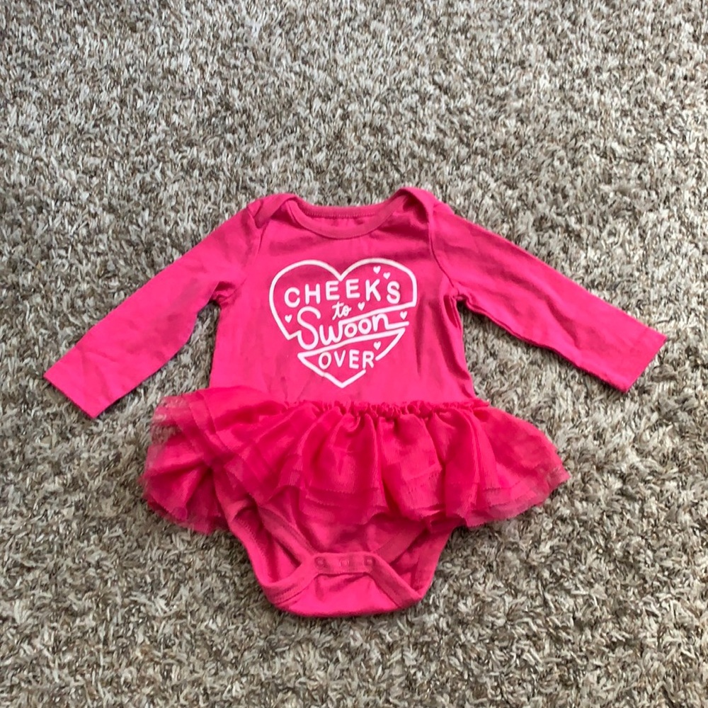 Cat & Jack baby girl pink romper tutu. Size 3-6 mo